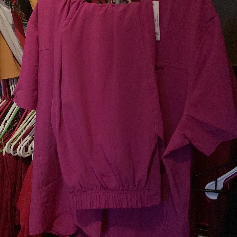 Size 3xl scrub star scrub pink color